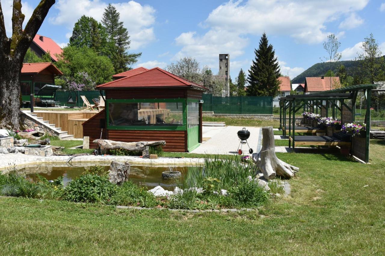 Apartments And Rooms Kod Eli Равна Гора Екстериор снимка