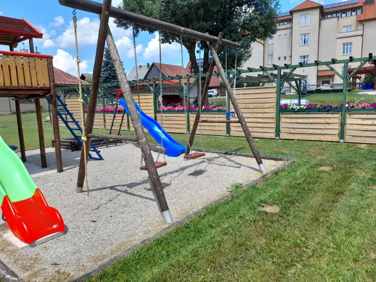 Apartments And Rooms Kod Eli Равна Гора Екстериор снимка