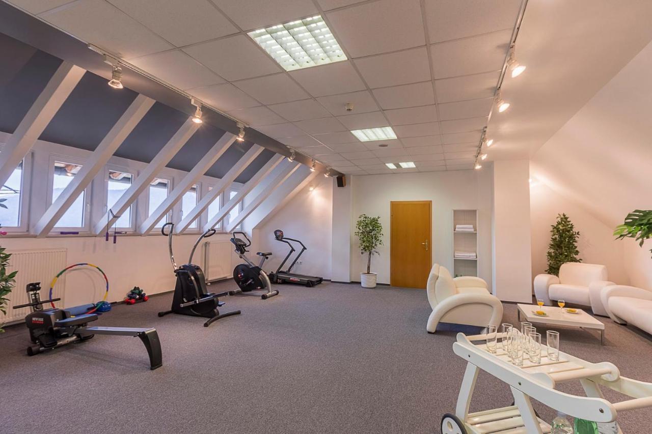 Apartments And Rooms Kod Eli Равна Гора Екстериор снимка